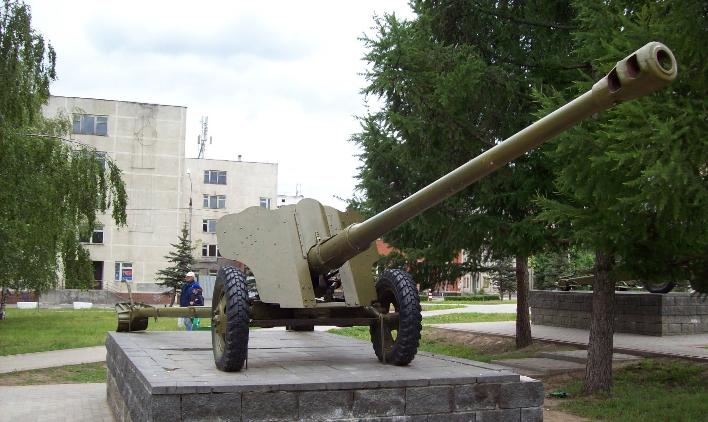 85-мм гармата Д-44. 2008 рік. Фото з відкритих джерел