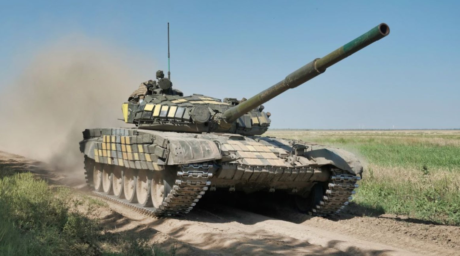 Танк Т-72Б українських військових. Фото: ЗМІ України