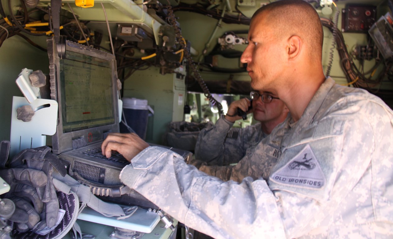 Ілюстративне фото на тему International Field Artillery Tactical Data System (IFATDS/AFATDS). Армія США