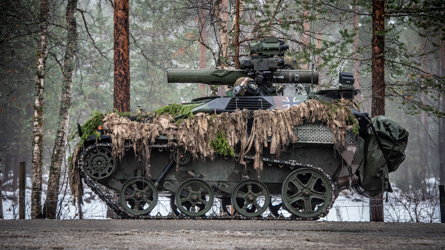 German-Wiesel-Armoured-Weapons-Carrier-AWC-fitted-with-a-BGM-71-TOW-anti-tank-missile-launcher-on-Exercise-TRIDENT-JUNCTURE-2018-Image-ID-45166226-CREDIT-Crown-Copyright.jpg