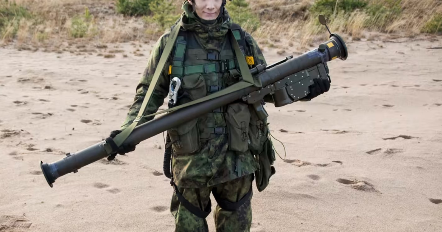 Фінський військовий з комплексом "Stinger". 2015 рік. Фото: yle.fi