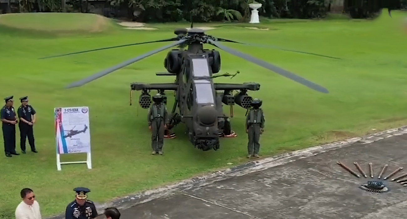 Ударний вертоліт T129 ATAK Філіппін з другої партії з Туреччини. Грудень 2022. Філіппіни. Кадри з відео ЗМІ Філіппін