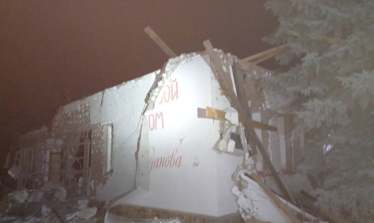 Наслідки вибухів в Кадіївці на Луганщині, 10 грудня 2022 Фото з відкритих джерел