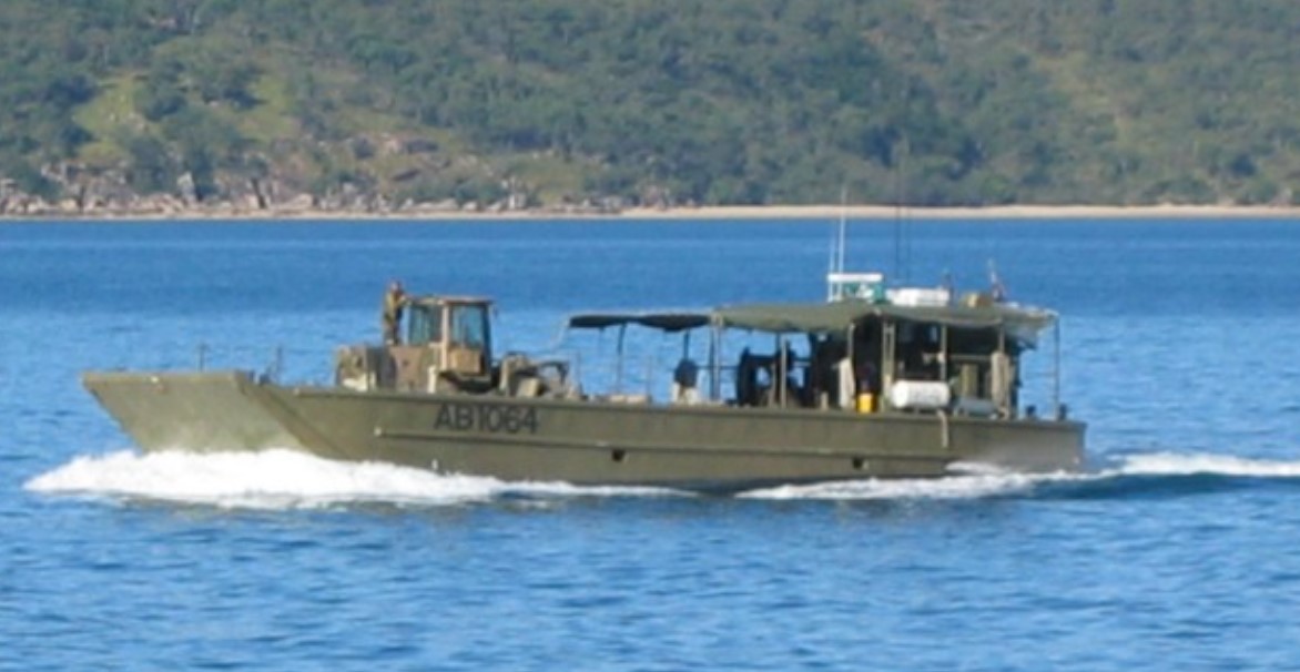 Десантний катер LCM-8 австралійських військових. 2005 рік. Фото: Australian Army