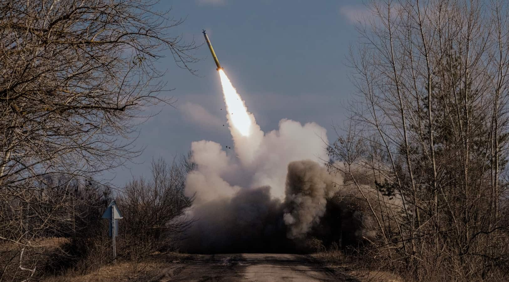 Запуск ракети GMLRS в Україні. Березень 2023. Фото з відкритих джерел