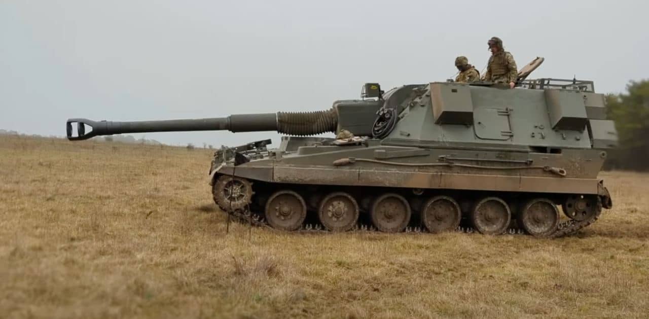 Навчання українських військових на САУ AS-90, лютий 2023 Кадр з відео