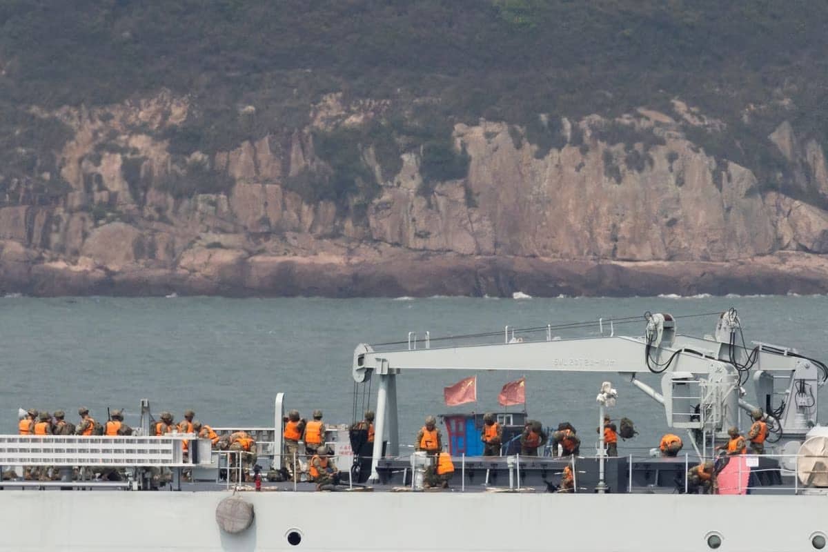 Китайський військовий корабель під час навчань «Joint Sword» поблизу контрольованих Тайванем островів Мацу, 8 квітня 2023 Фото: Reuters