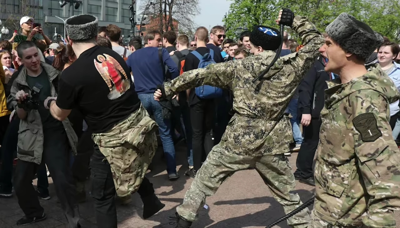 Російські козачі угрупування під час мітингу в Москві у травні 2018 року Фото з відкритих джерел