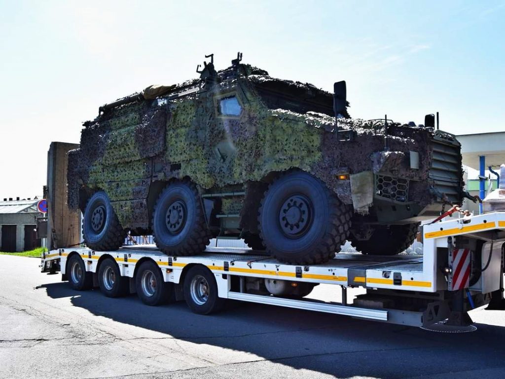 Pierwsze pojazdy opancerzone TITUS dla armii czeskiej - Militarny