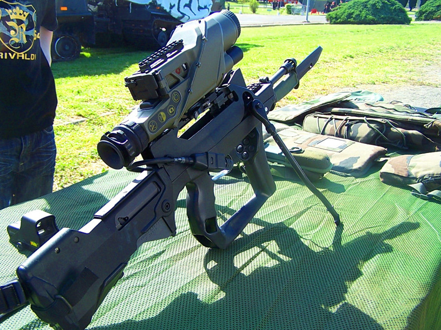 Гвинтівка FAMAS Felin. Фото: Defence Update