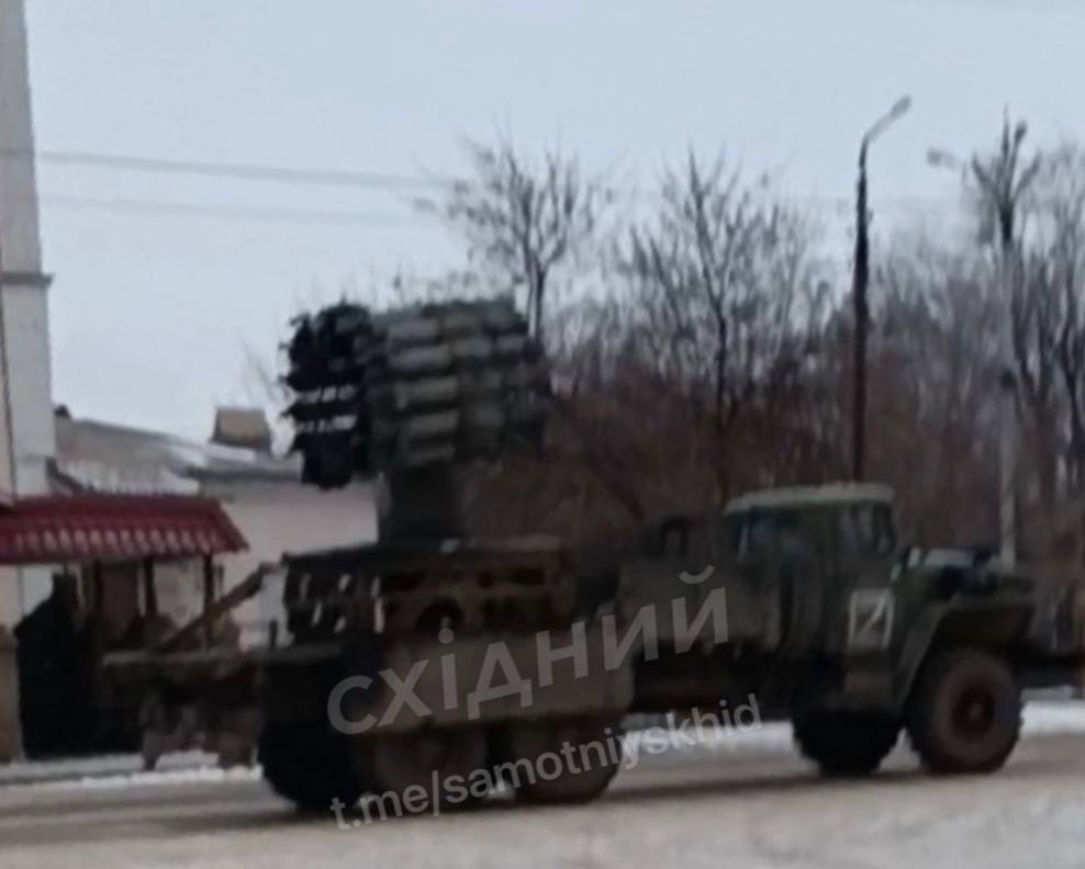 Росіяни встановили реактивний бомбомет РБУ-6000 на “Урал”