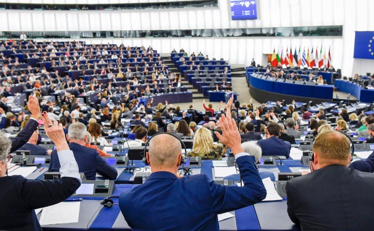 Європарламент відмовився голосувати за фінансування Ради ЄС допоки Україну  не забезпечать додатковими Patriot - Мілітарний