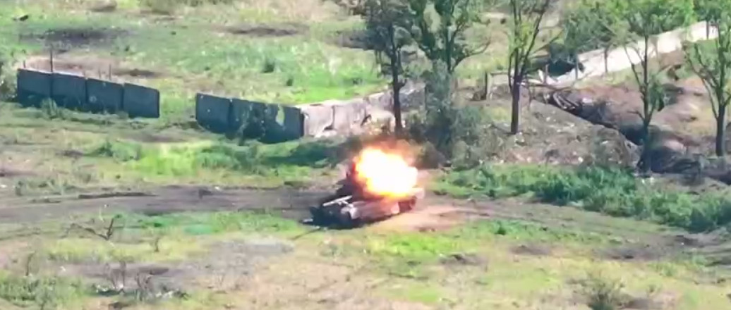 225th Battalion FPV Drones Take Out Russian T-90M Tank Near Chasiv Yar ...